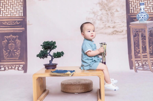 孟津四个月宝宝可以坐着吗